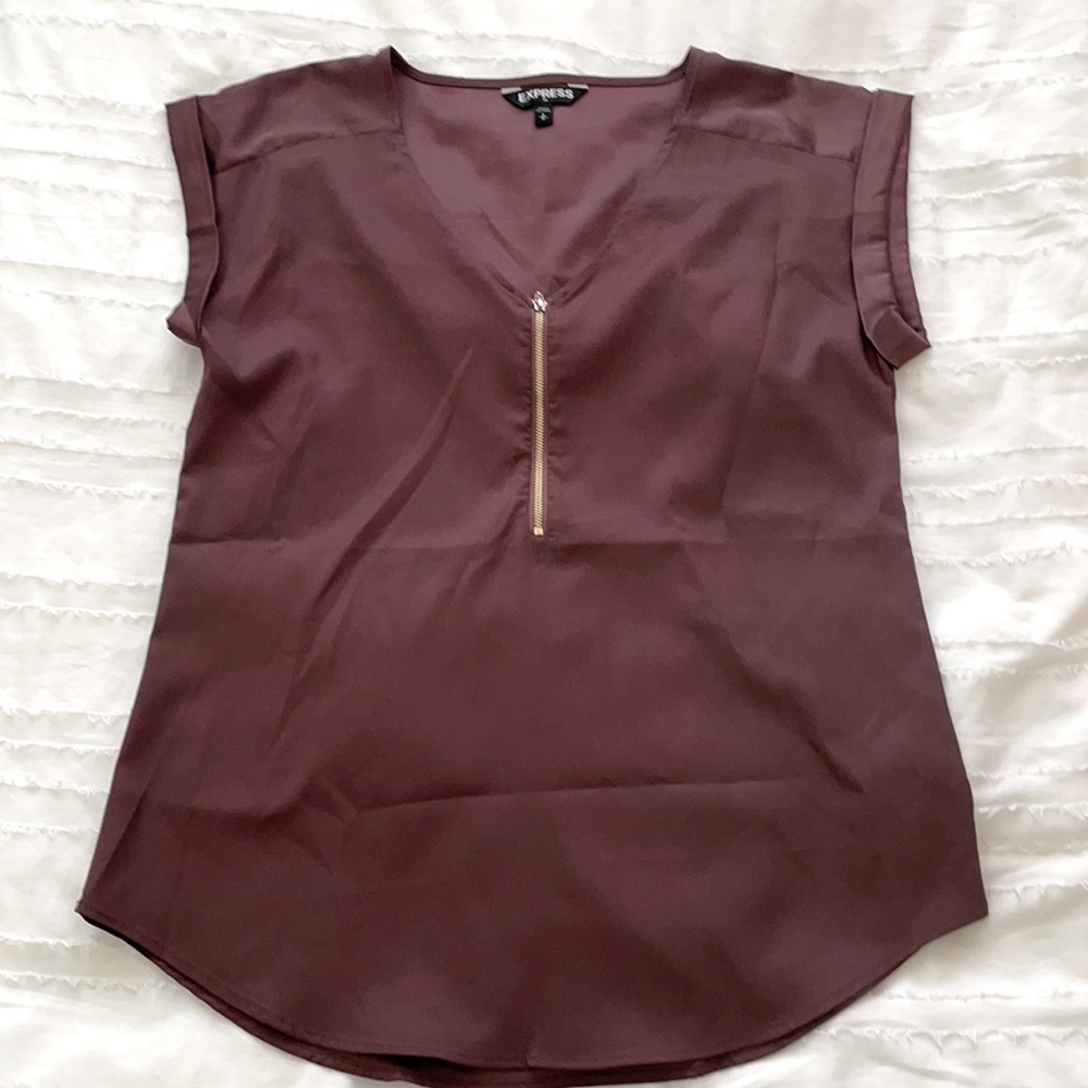 Express Gramercy Tee